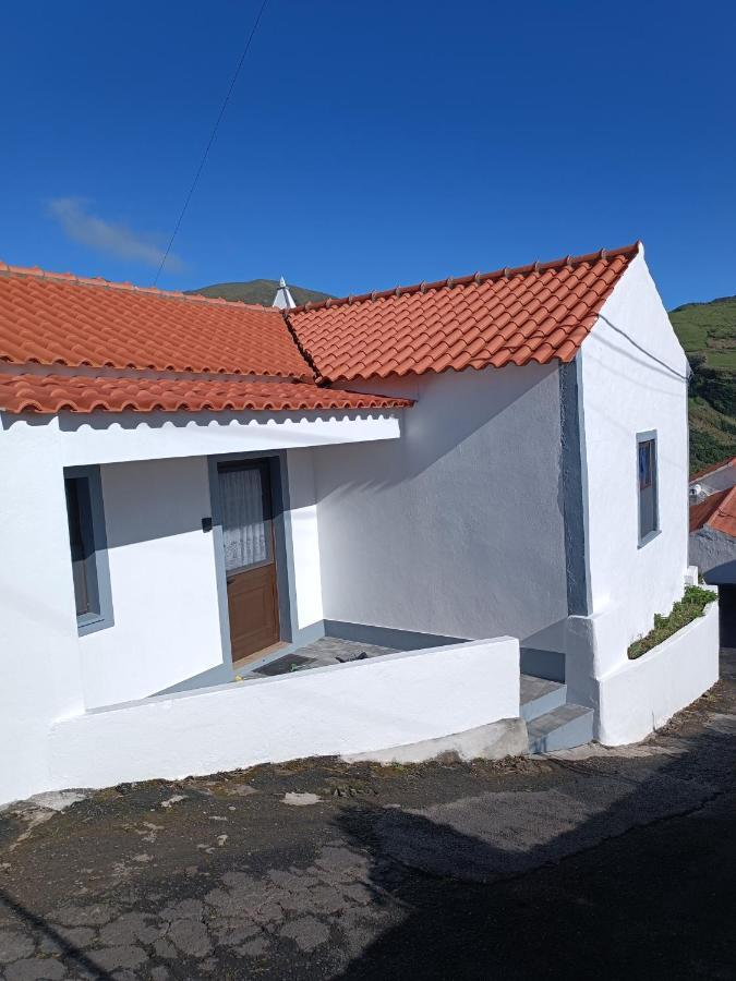 Alojamento Local M&I Lajes das Flores Eksteriør billede
